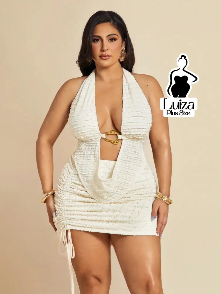 Blusa Frente Única Decote Profundo Argola Plus Size Blusa Frente Única Decote Profundo Argola Plus Size