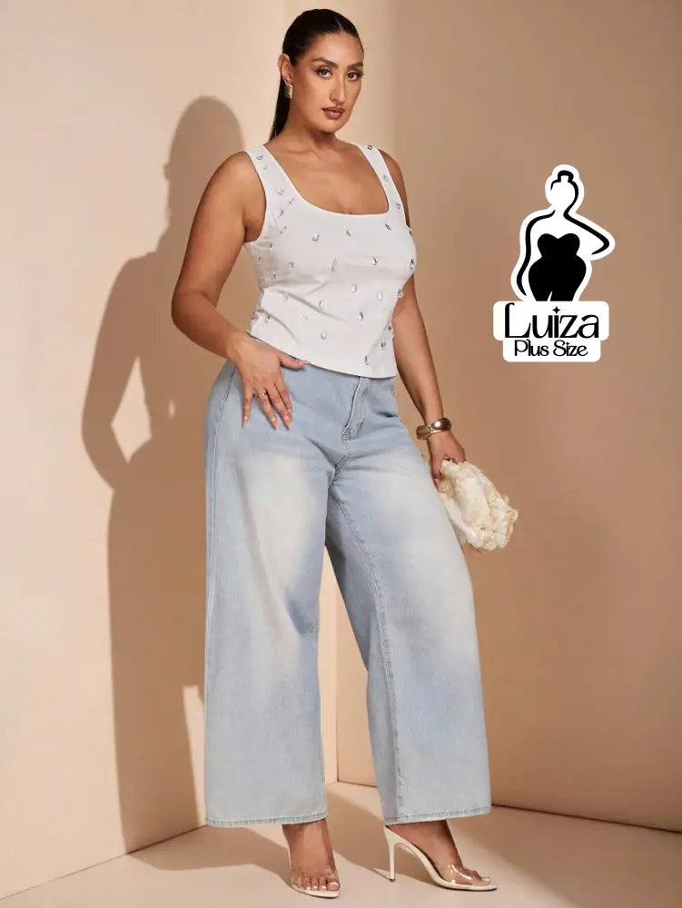 Blusa Regata Alças Largas Pedrarias Aplicadas Plus Size Blusa Regata Alças Largas Pedrarias Aplicadas Plus Size