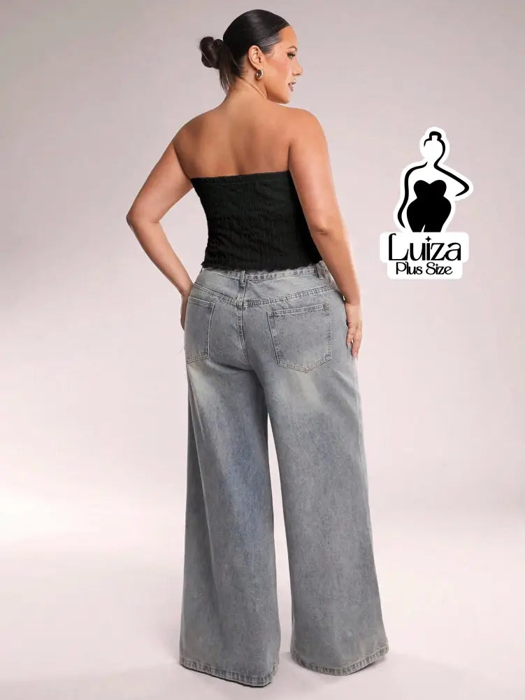 Blusa Tomara Que Caia Floral Estampada Assimétrica Plus Size Blusa Tomara Que Caia Floral Estampada Assimétrica Plus