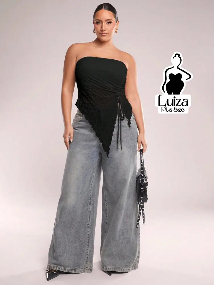 Blusa Tomara Que Caia Floral Estampada Assimétrica Plus Size Blusa Tomara Que Caia Floral Estampada Assimétrica Plus