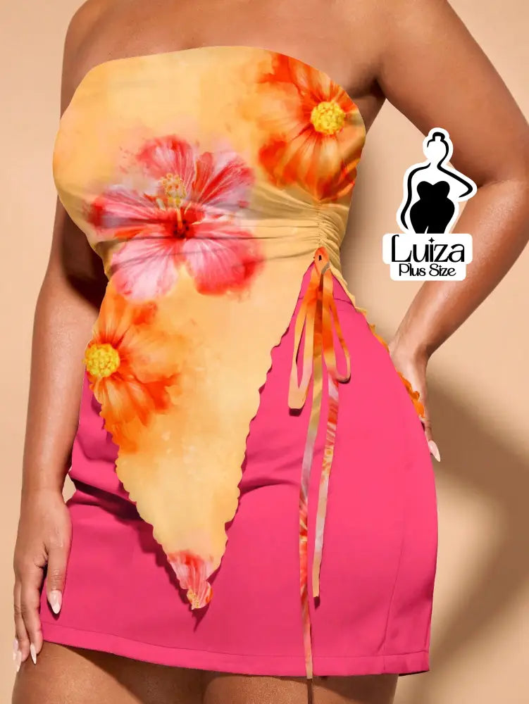 Blusa Tomara Que Caia Floral Estampada Assimétrica Plus Size Blusa Tomara Que Caia Floral Estampada Assimétrica Plus