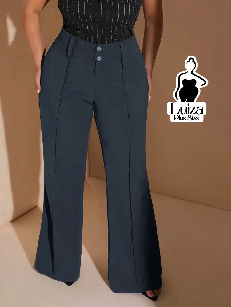 Calça Flare Alfaiataria Cintura Alta Sofisticada Plus Size Calça Flare Alfaiataria Cintura Alta Sofisticada Plus Size