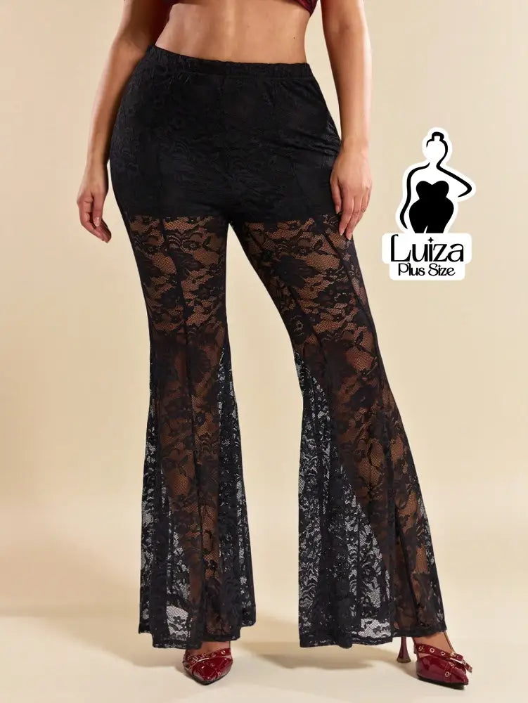Calça Flare Transparente Renda Sofisticada Plus Size Calça Flare Transparente Renda Sofisticada Plus Size