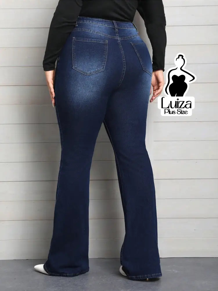 Calça Jeans Flare Cintura Alta Lavagem Escura Plus Size Calça Jeans Flare Cintura Alta Lavagem Escura Plus Size