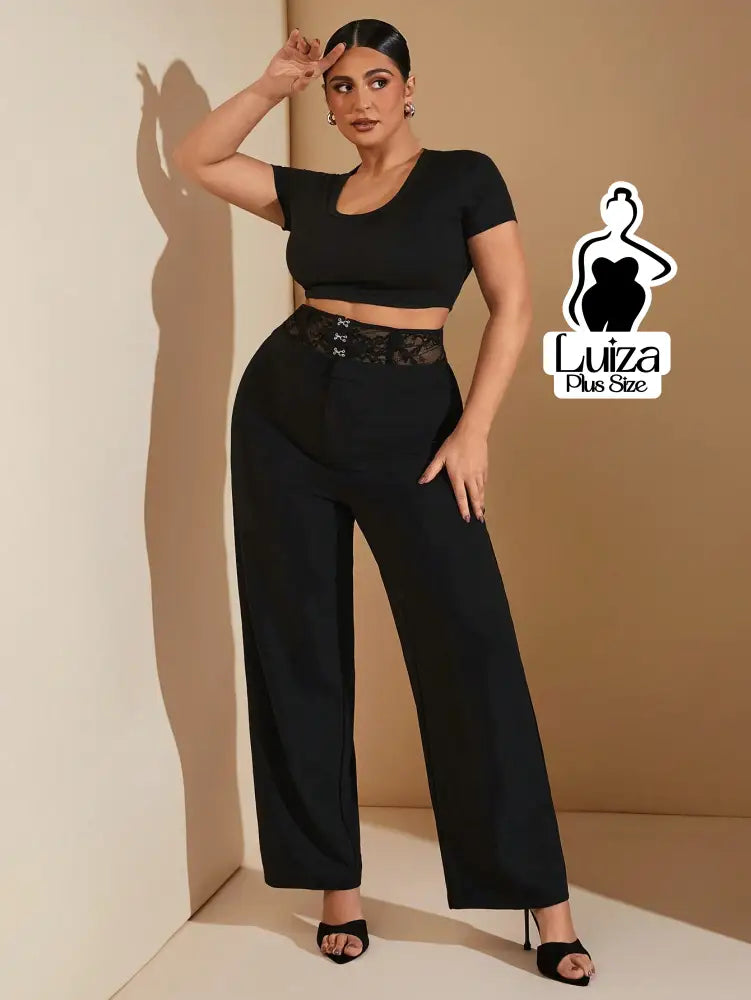 Calça Pantalona Alfaiataria Cintura Alta Com Renda Plus Size Calça Pantalona Alfaiataria Cintura Alta Com Renda Plus