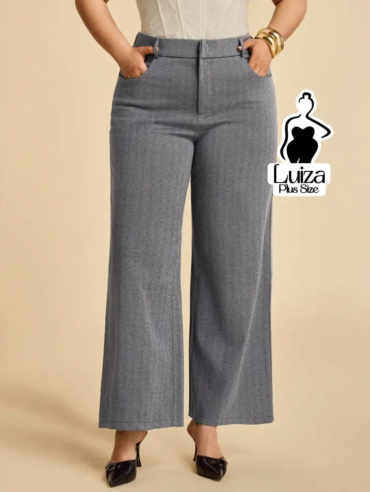 Calça Pantalona Alfaiataria Cintura Alta Moderna Plus Size Calça Pantalona Alfaiataria Cintura Alta Moderna Plus Size
