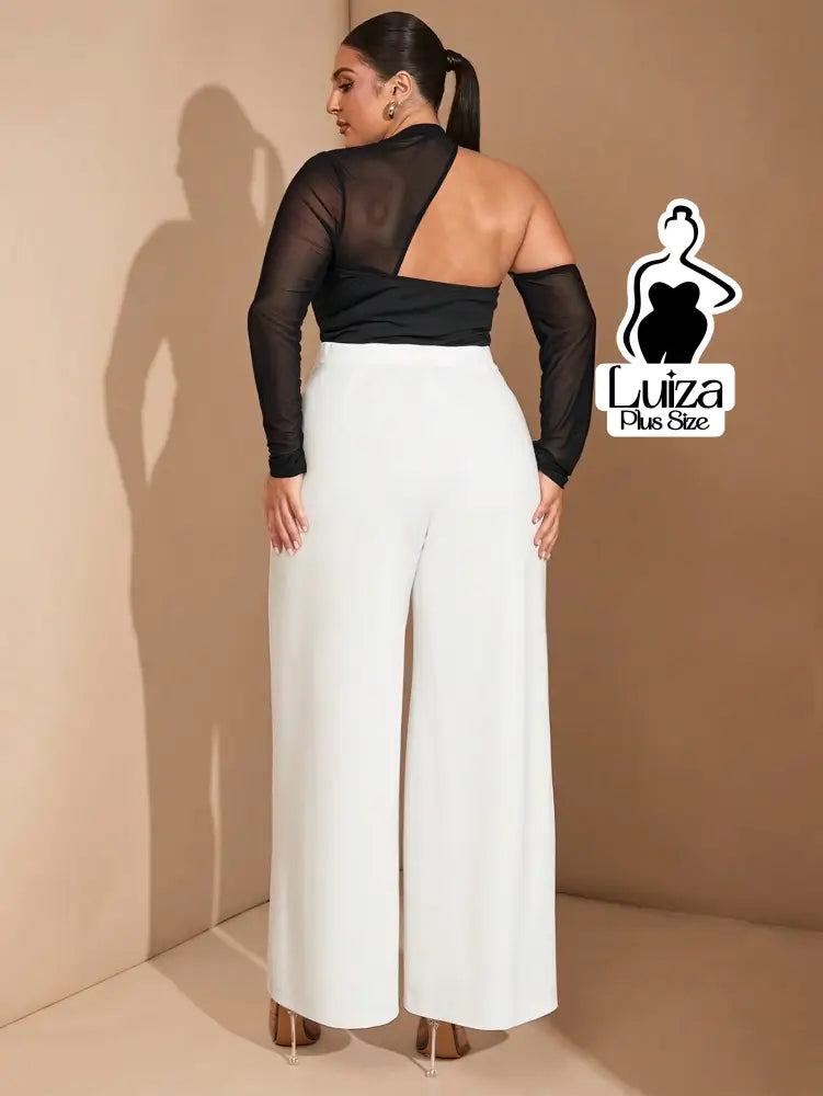 Calça Pantalona Alfaiataria Cintura Alta Recorte Plus Size Calça Pantalona Alfaiataria Cintura Alta Recorte Plus Size