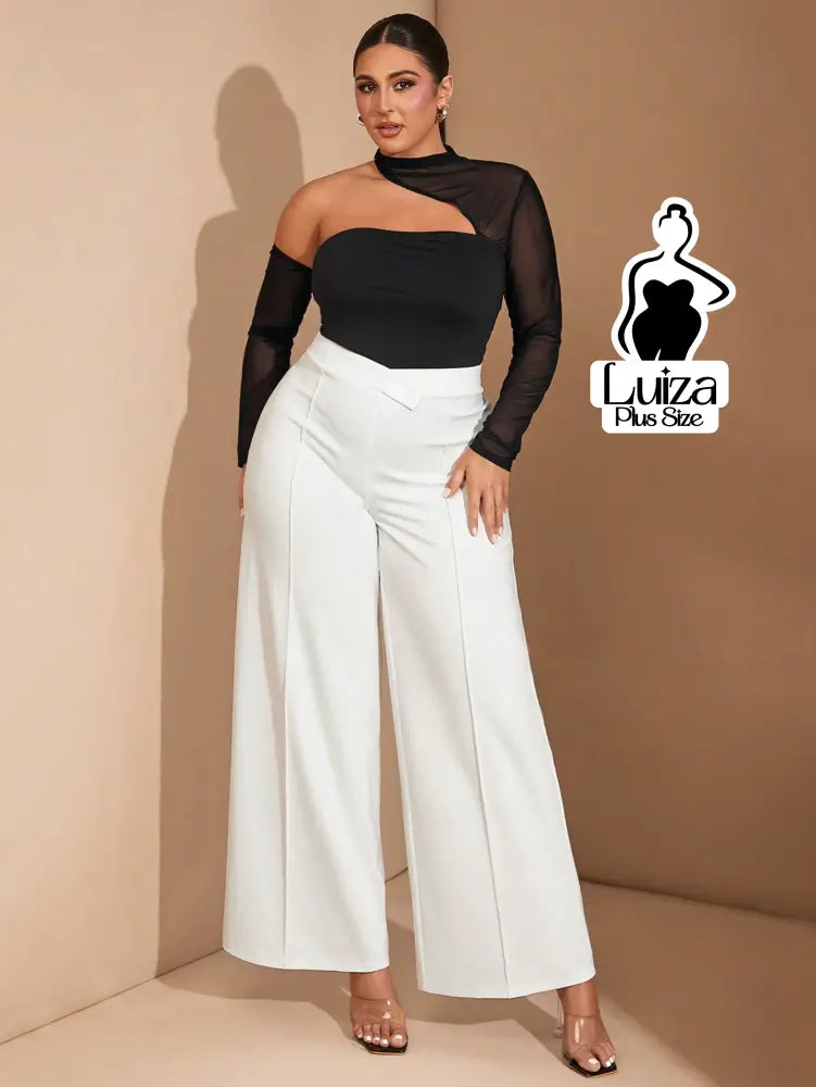 Calça Pantalona Alfaiataria Cintura Alta Recorte Plus Size Calça Pantalona Alfaiataria Cintura Alta Recorte Plus Size