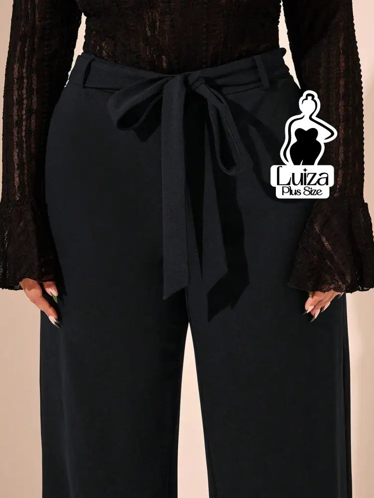 Calça Pantalona Alfaiataria Faixa E Fenda Plus Size Calça Pantalona Alfaiataria Faixa E Fenda Plus Size