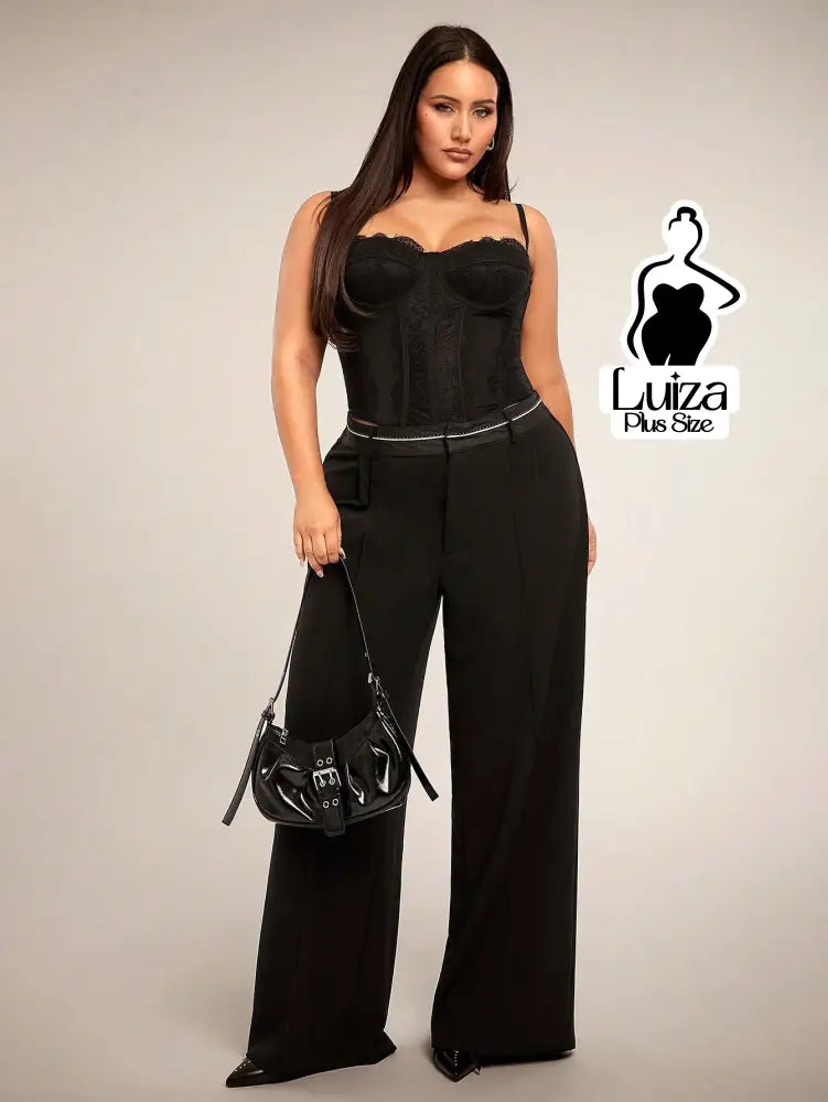 Calça Pantalona Alfaiataria Pregas Sofisticada Plus Size Preto / G Calça Pantalona Alfaiataria Pregas Sofisticada Plus