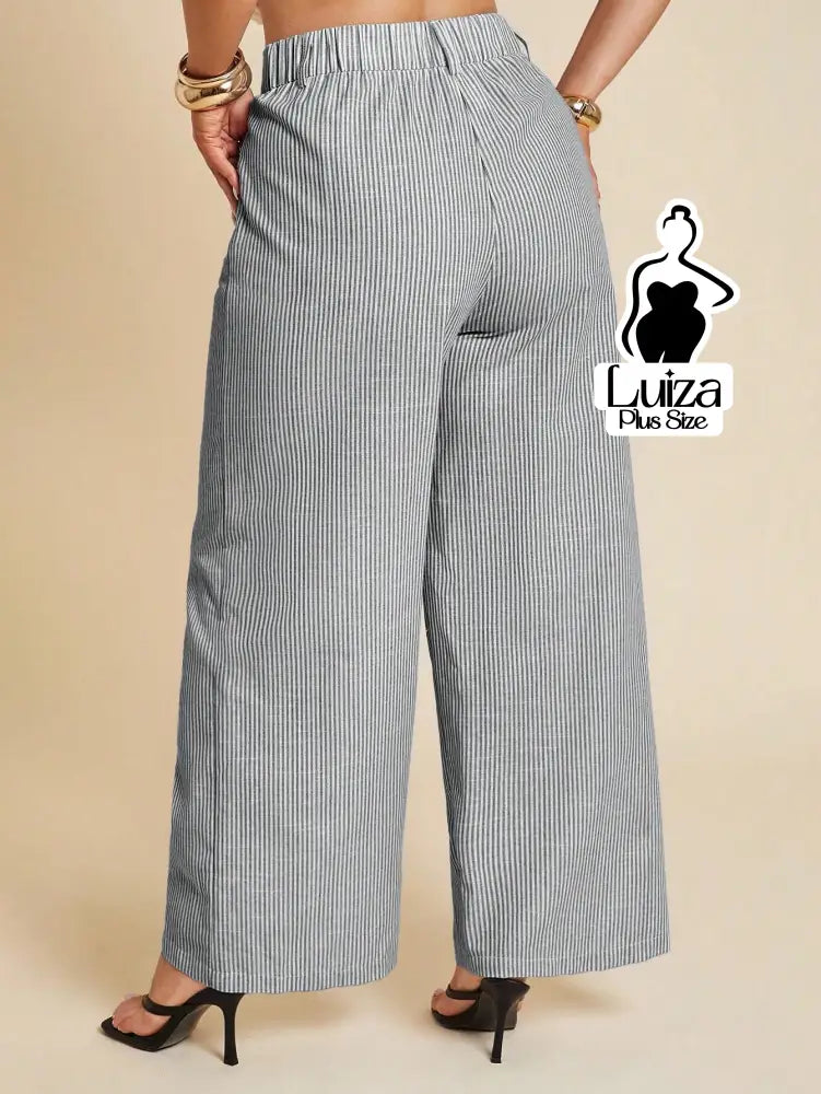 Calça Pantalona Listrada Cintura Alta Estilo Chic Plus Size Calça Pantalona Listrada Cintura Alta Estilo Chic Plus Size