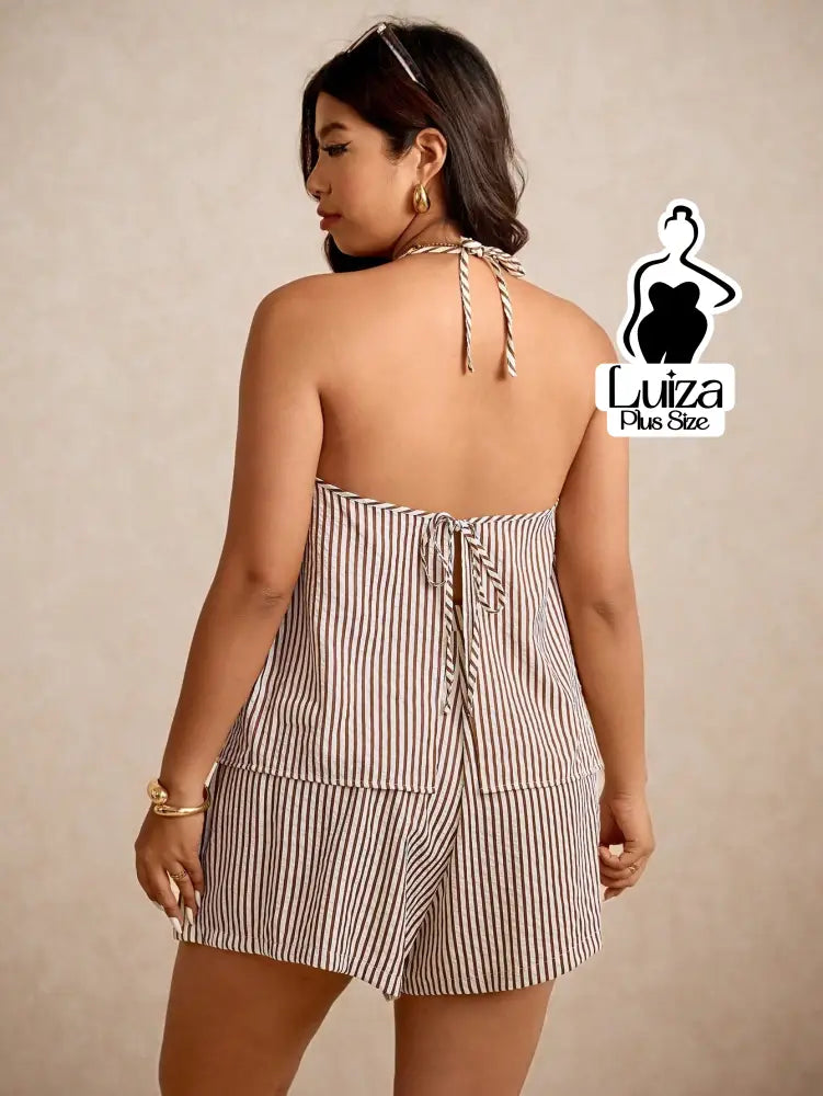 Conjunto Blusa Frente Única Amarração Short Moderno Plus Size Conjunto Blusa Frente Única Amarração Short Moderno Plus