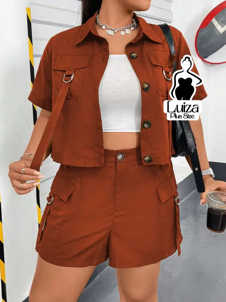Conjunto Camisa Cropped Short Cargo Estilo Urbano Plus Size Conjunto Camisa Cropped Short Cargo Estilo Urbano Plus Size