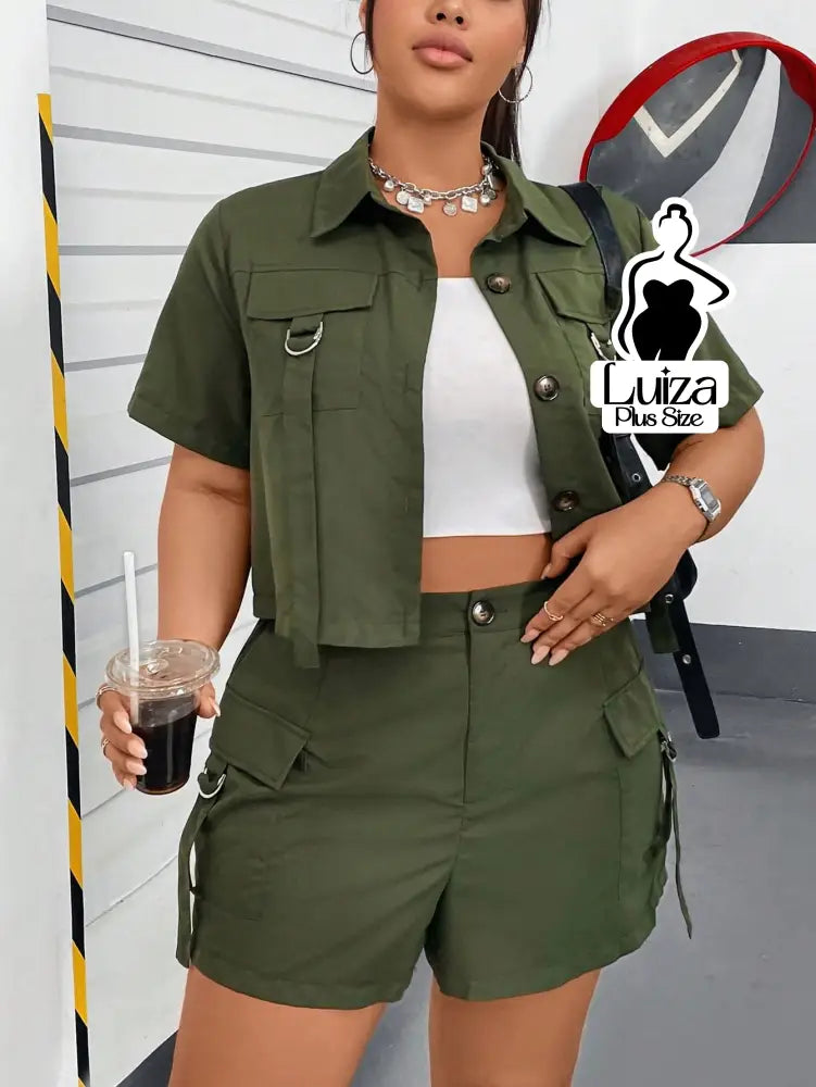Conjunto Camisa Cropped Short Cargo Estilo Urbano Plus Size Verde Militar / G Conjunto Camisa Cropped Short Cargo