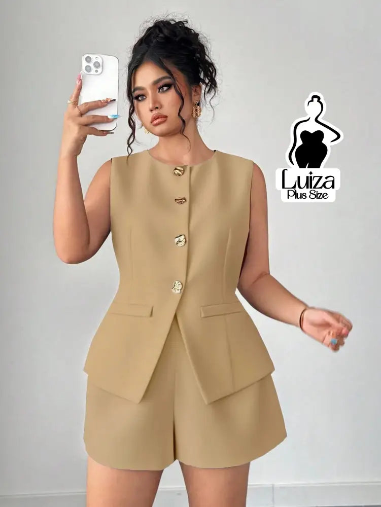 Conjunto Colete Alfaiataria Sem Mangas Short Elegante Plus Size Conjunto Colete Alfaiataria Sem Mangas Short Elegante