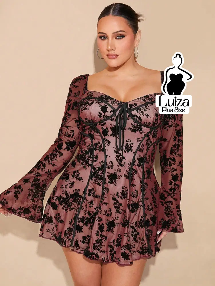 Vestido Curto Rodado Floral Manga Longa Flare Plus Size Vinho / G Vestido Curto Rodado Floral Manga Longa Flare Plus