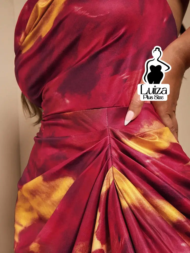 Vestido Longo Estampado Fenda Decote Drapeado Plus Size Vestido Longo Estampado Fenda Decote Drapeado Plus Size