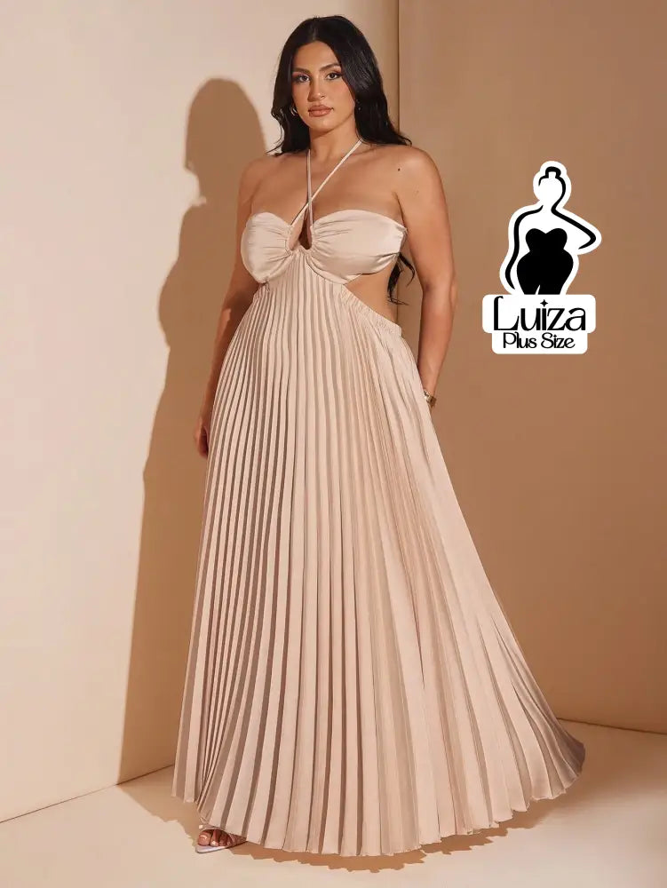 Vestido Longo Plissado Recortes Costas Abertas Plus Size Vestido Longo Plissado Recortes Costas Abertas Plus Size