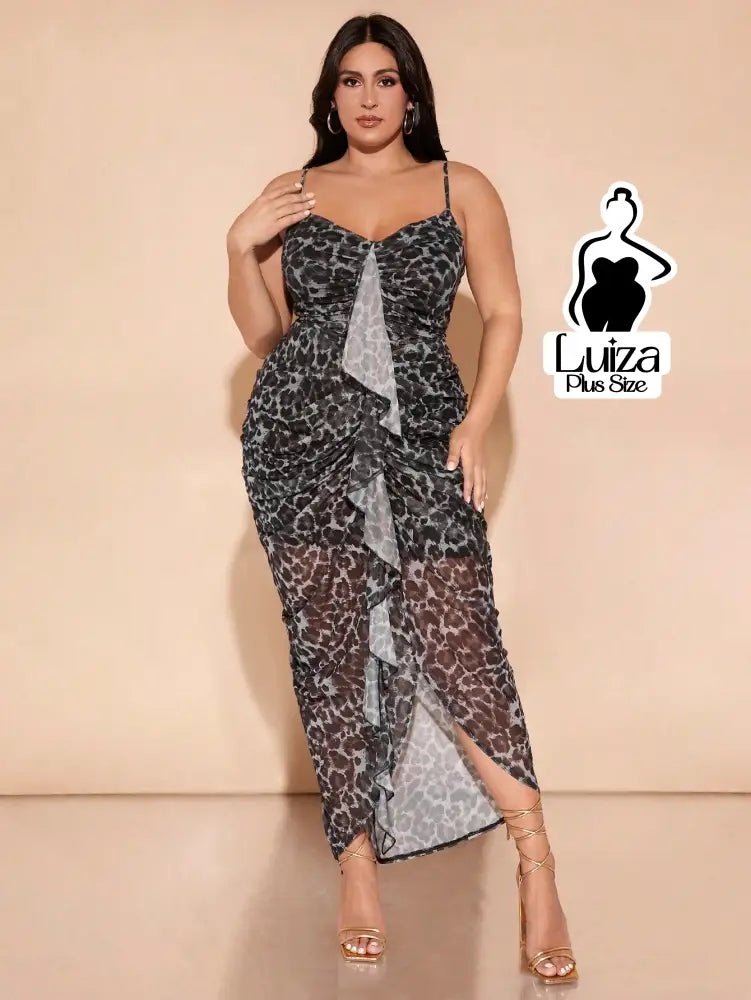 Vestido Midi Animal Print Babado Central Fenda Plus Size Vestido Midi Animal Print Babado Central Fenda Plus Size