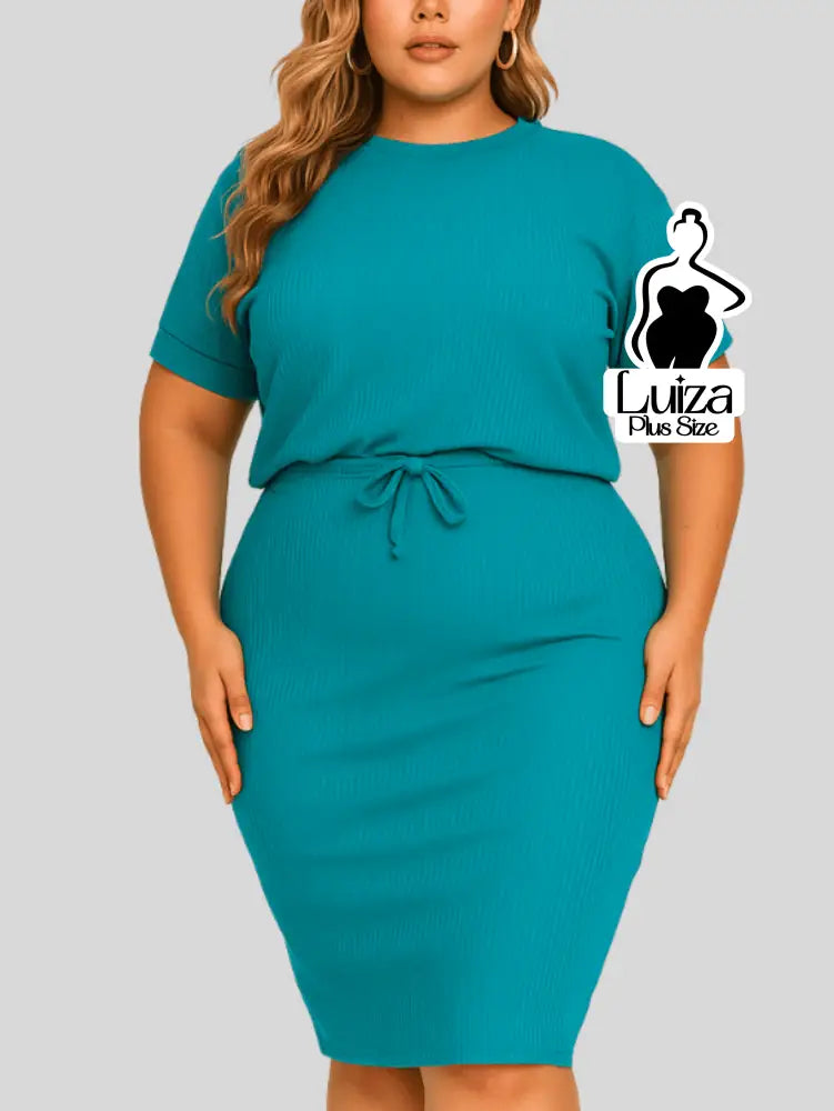 Vestido Midi Canelado Amarração Na Cintura Plus Size Vestido Midi Canelado Amarração Na Cintura Plus Size