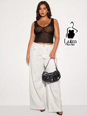 Blusa Cropped Renda Decote V Animal Print Plus Size Blusa Cropped Renda Decote V Animal Print Plus Size