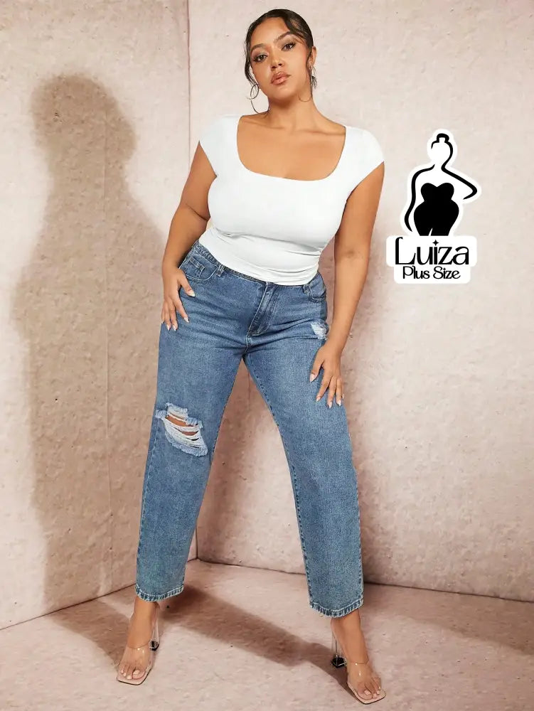 Blusa Justa Decote Quadrado Elegante Plus Size Blusa Justa Decote Quadrado Elegante Plus Size