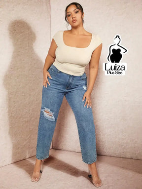 Blusa Justa Decote Quadrado Elegante Plus Size Blusa Justa Decote Quadrado Elegante Plus Size