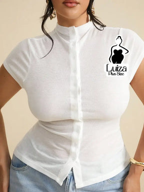 Blusa Manga Curta Gola Alta Botões Frontais Plus Size Blusa Manga Curta Gola Alta Botões Frontais Plus Size
