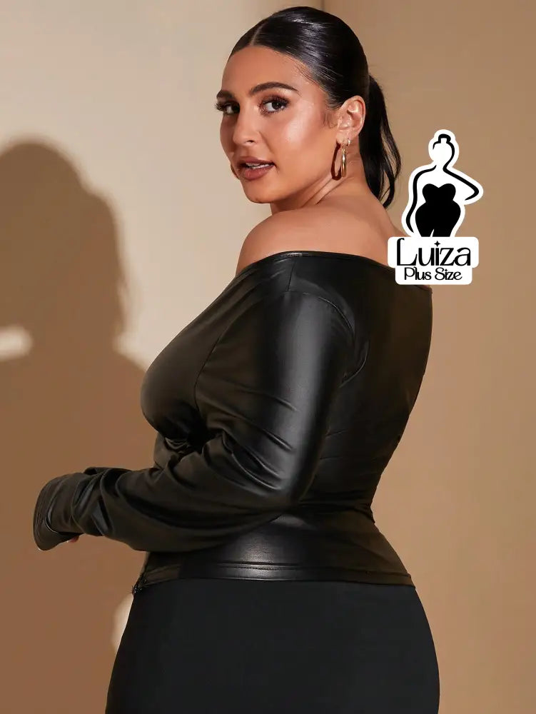 Blusa Ombro A Ombro Cetim Manga Longa Elegante Plus Size Blusa Ombro A Ombro Cetim Manga Longa Elegante Plus Size