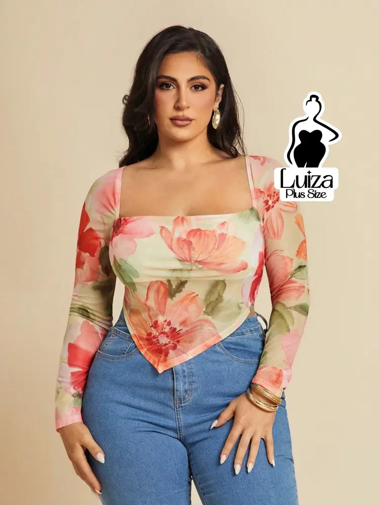 Blusa Tule Estampada Floral Decote Quadrado Plus Size Blusa Tule Estampada Floral Decote Quadrado Plus Size