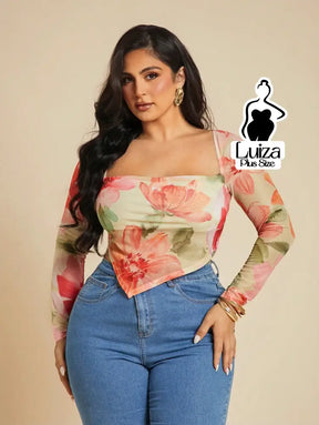 Blusa Tule Estampada Floral Decote Quadrado Plus Size Blusa Tule Estampada Floral Decote Quadrado Plus Size
