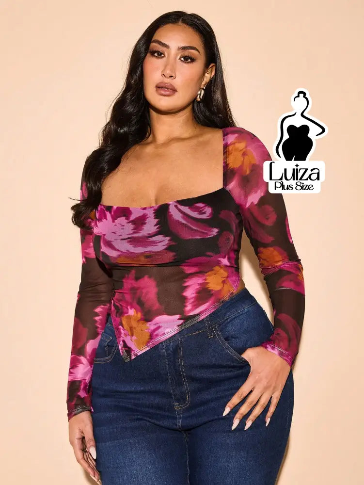 Blusa Tule Estampada Floral Decote Quadrado Plus Size Blusa Tule Estampada Floral Decote Quadrado Plus Size