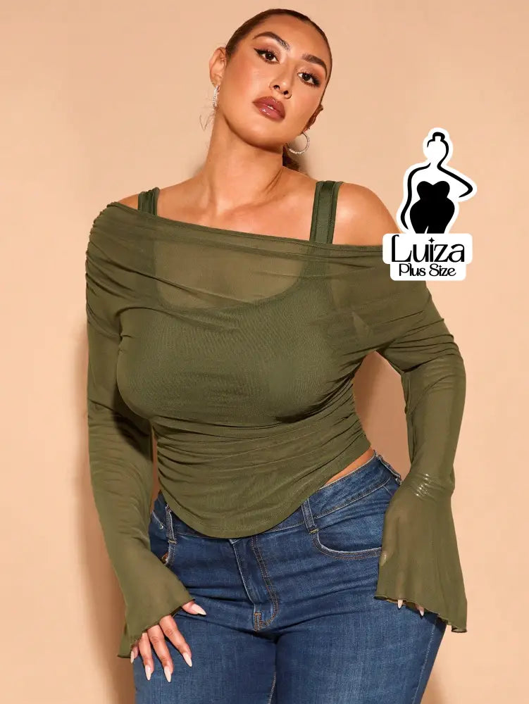 Blusa Tule Ombro A Ombro Manga Longa Flare Plus Size Blusa Tule Ombro A Ombro Manga Longa Flare Plus Size