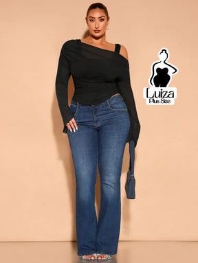 Blusa Tule Ombro A Ombro Manga Longa Flare Plus Size Blusa Tule Ombro A Ombro Manga Longa Flare Plus Size