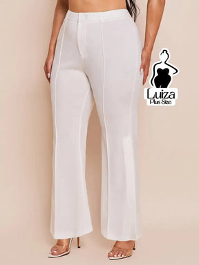 Calça Flare Alfaiataria Cintura Alta Recortes Plus Size Branco / G Calça Flare Alfaiataria Cintura Alta Recortes Plus