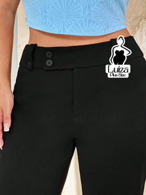 Calça Flare Cintura Alta Detalhe Botões Plus Size Calça Flare Cintura Alta Detalhe Botões Plus Size