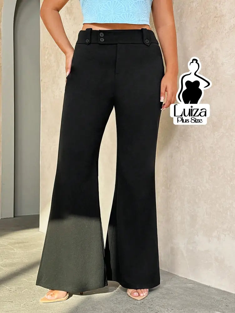 Calça Flare Cintura Alta Detalhe Botões Plus Size Calça Flare Cintura Alta Detalhe Botões Plus Size
