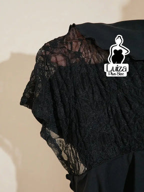 Calça Flare Cintura Alta Recortes De Renda Plus Size Calça Flare Cintura Alta Recortes De Renda Plus Size