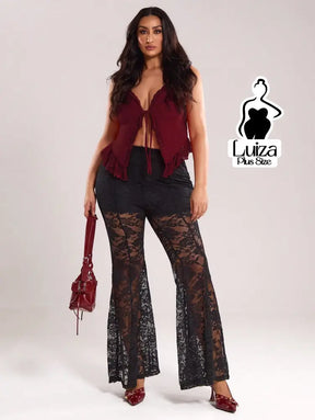 Calça Flare Transparente Renda Sofisticada Plus Size Calça Flare Transparente Renda Sofisticada Plus Size