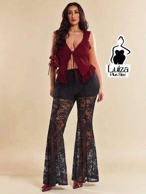 Calça Flare Transparente Renda Sofisticada Plus Size Calça Flare Transparente Renda Sofisticada Plus Size