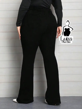 Calça Jeans Flare Cintura Alta Lavagem Escura Plus Size Calça Jeans Flare Cintura Alta Lavagem Escura Plus Size