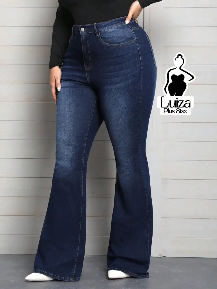 Calça Jeans Flare Cintura Alta Lavagem Escura Plus Size Calça Jeans Flare Cintura Alta Lavagem Escura Plus Size