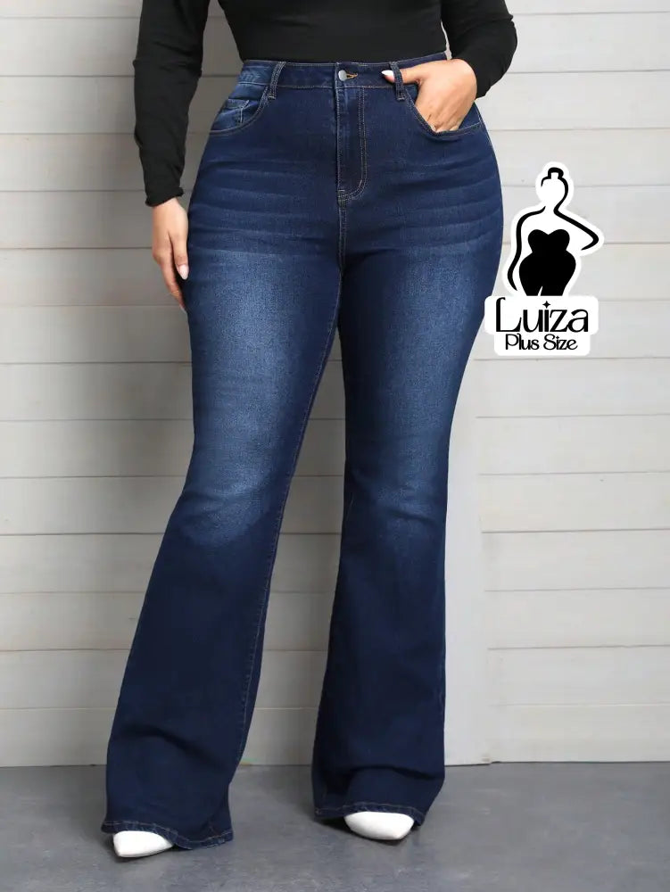 Calça Jeans Flare Cintura Alta Lavagem Escura Plus Size Azul / G Calça Jeans Flare Cintura Alta Lavagem Escura Plus Size