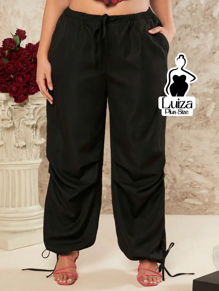 Calça Jogger Cintura Alta Amarração Ajuste Barra Plus Size Calça Jogger Cintura Alta Amarração Ajuste Barra Plus Size