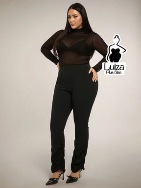 Calça Justa Cintura Alta Barra Franzida Plus Size Calça Justa Cintura Alta Barra Franzida Plus Size