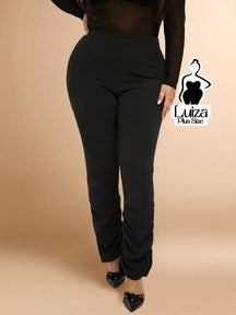 Calça Justa Cintura Alta Barra Franzida Plus Size Preto / G Calça Justa Cintura Alta Barra Franzida Plus Size