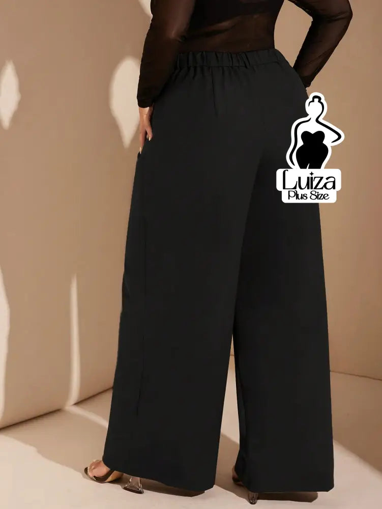 Calça Pantalona Alfaiataria Cintura Alta Com Pregas Plus Size Calça Pantalona Alfaiataria Cintura Alta Com Pregas Plus