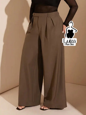 Calça Pantalona Alfaiataria Cintura Alta Com Pregas Plus Size Chocolate / G Calça Pantalona Alfaiataria Cintura Alta