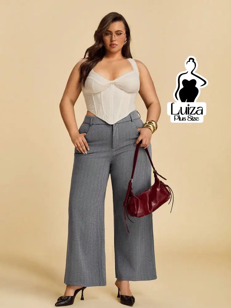 Calça Pantalona Alfaiataria Cintura Alta Moderna Plus Size Calça Pantalona Alfaiataria Cintura Alta Moderna Plus Size