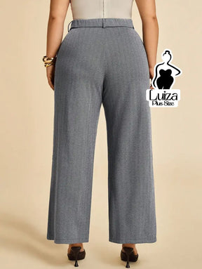 Calça Pantalona Alfaiataria Cintura Alta Moderna Plus Size Calça Pantalona Alfaiataria Cintura Alta Moderna Plus Size